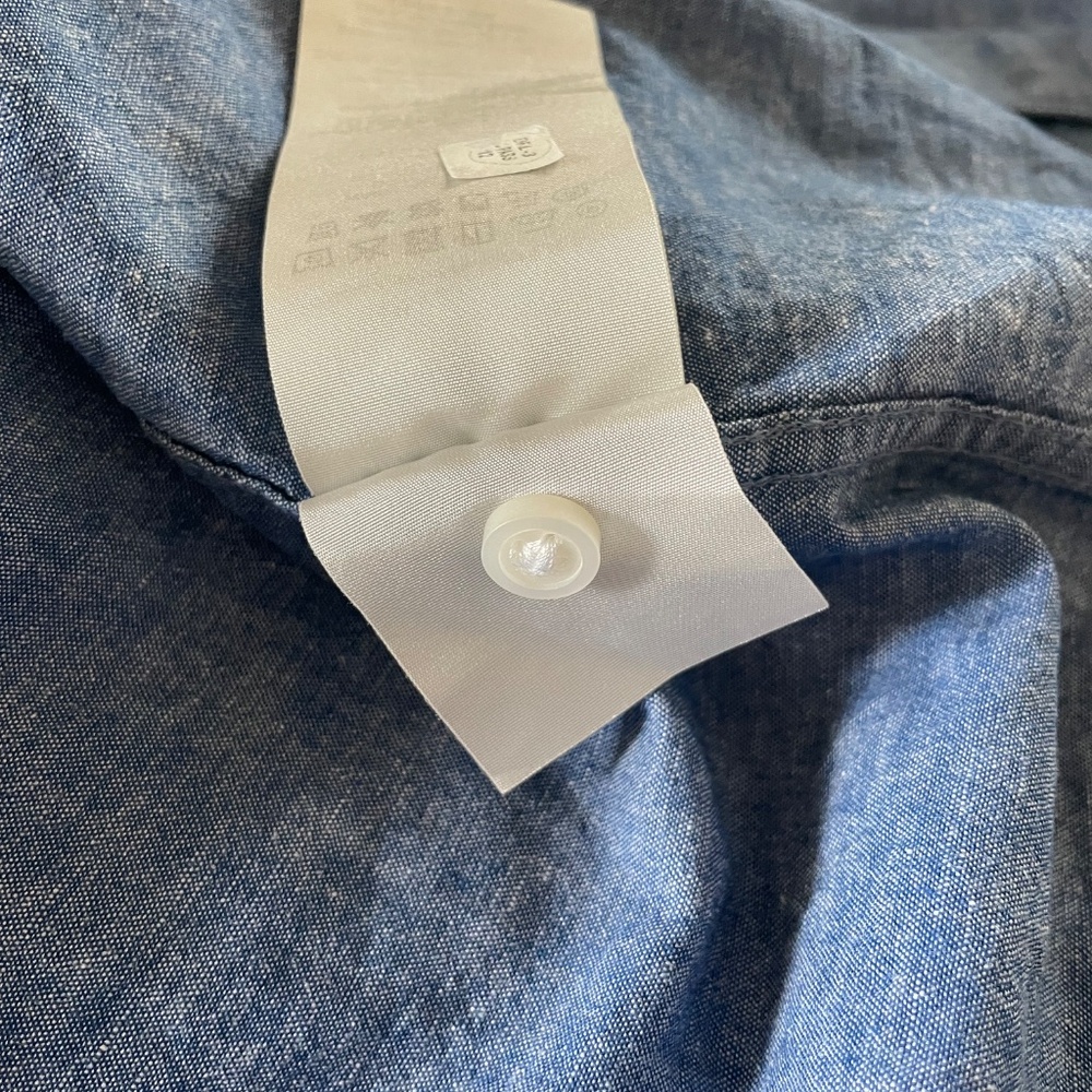Linen button up - Picture 6 of 6